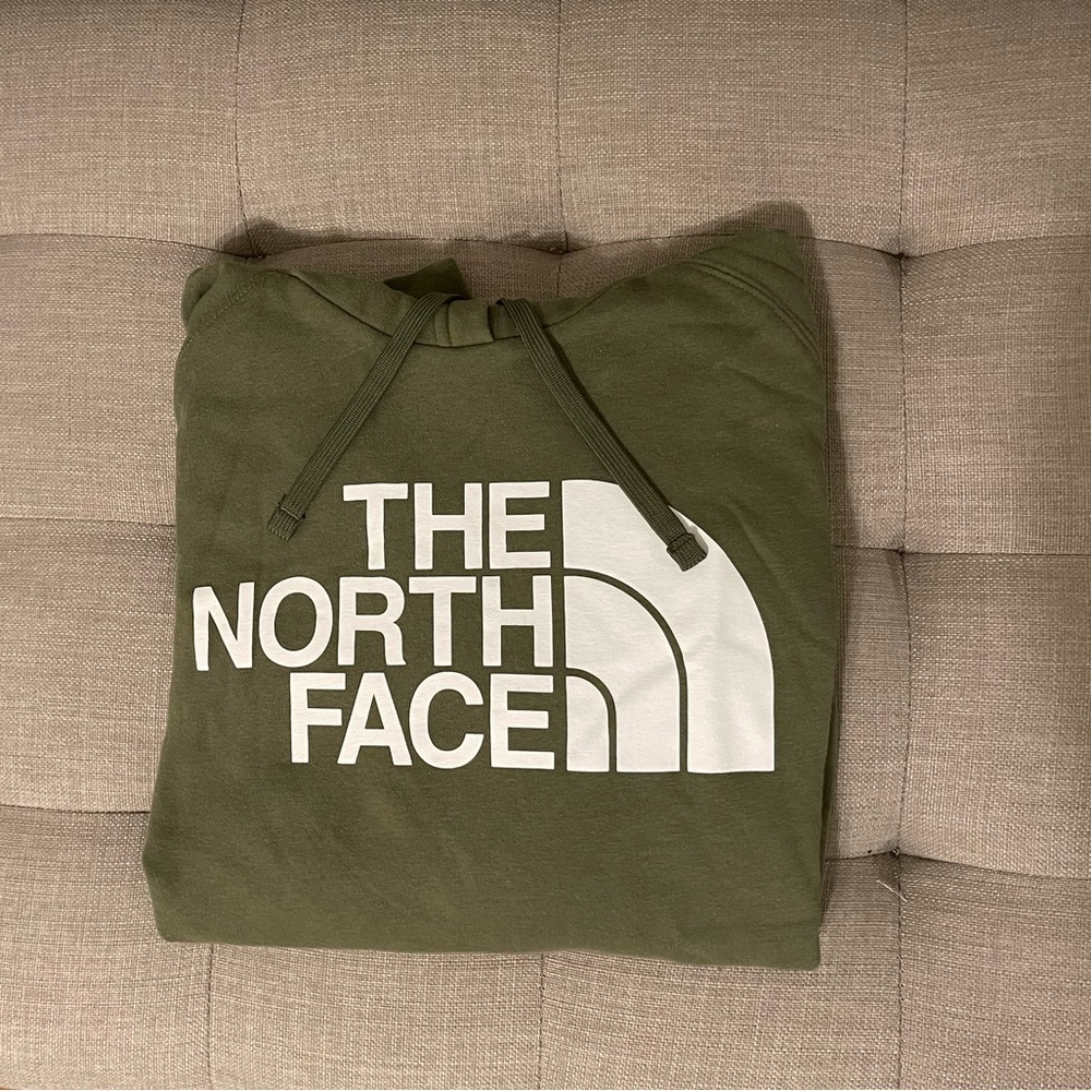 The North Face pullover Hoodie